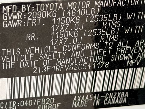 Used 2025 Toyota RAV4 LE AWD/4WD image 22