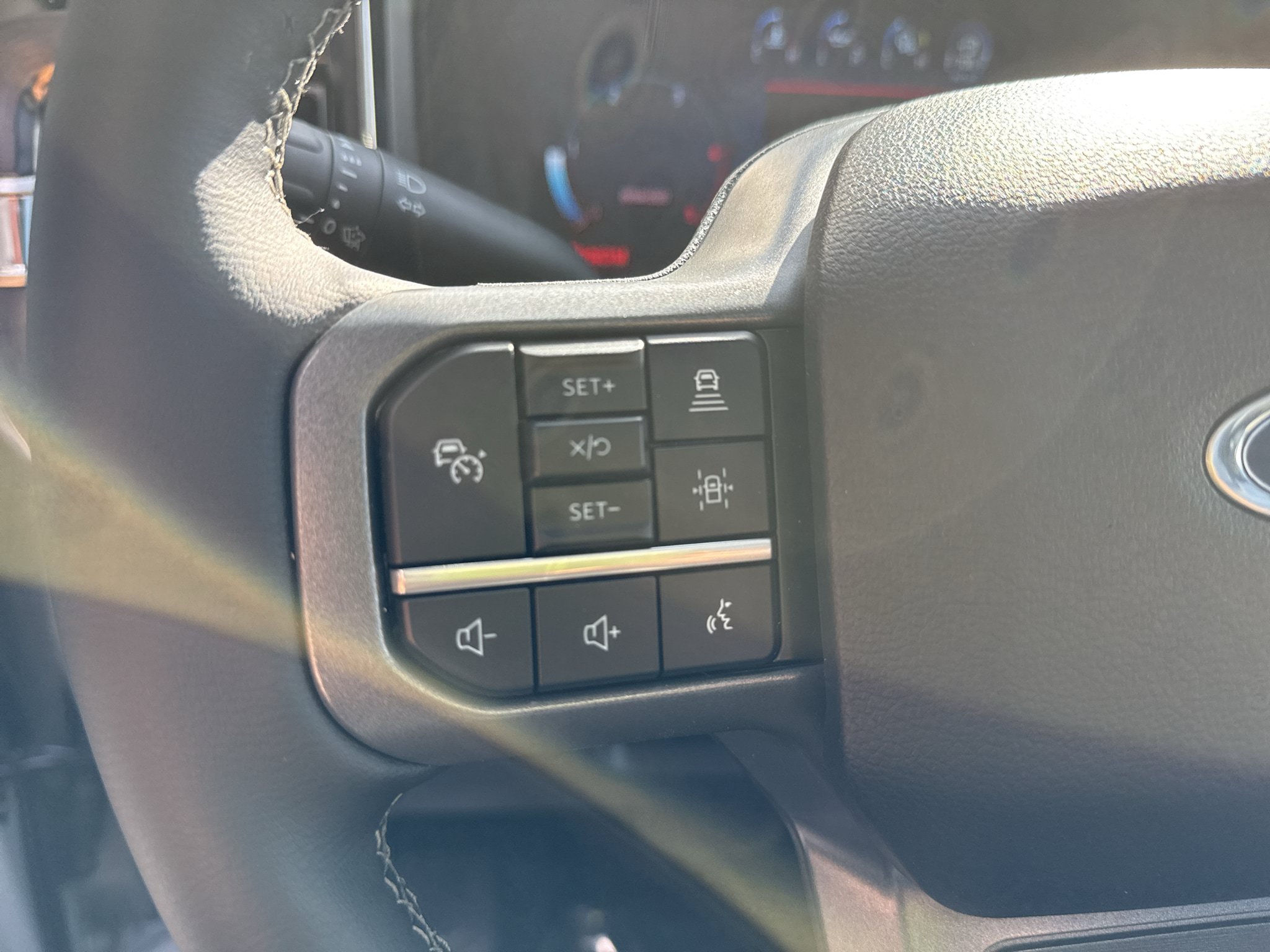 New 2026 Ford F350 Lariat w/ Black Appearance Package AWD/4WD image 17