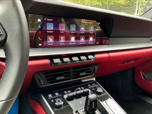 New 2026 Porsche 911 Carrera image 7