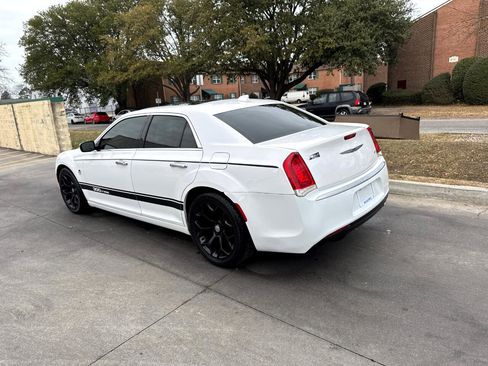 Used 2018 Chrysler 300 C w/ Sun, Sound & Nav Package image 9
