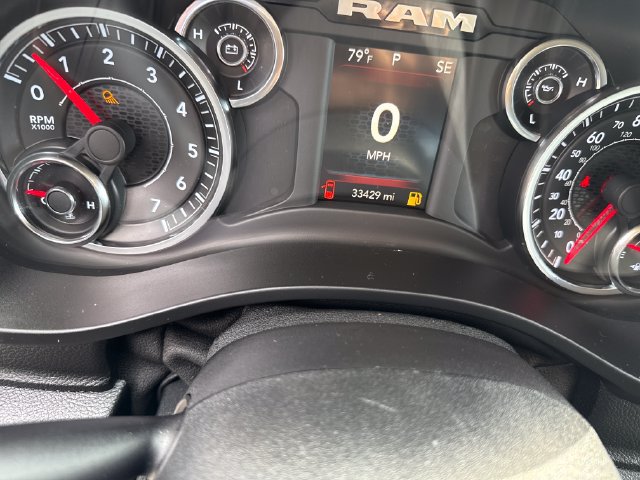 Used 2019 RAM 1500 4x4 Crew Cab image 20