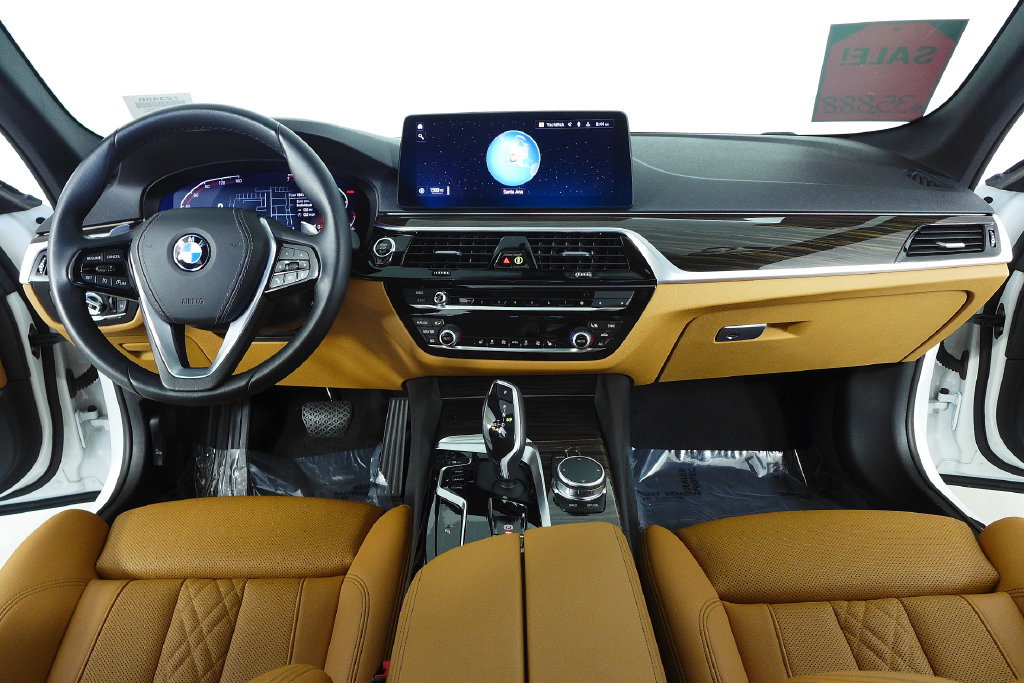 Certified 2023 BMW 530i w/ Convenience Package RWD image 25