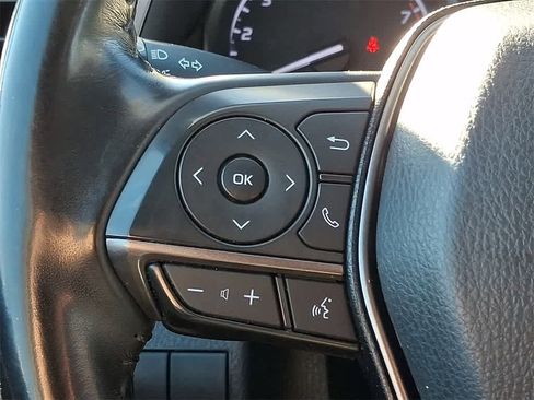 Used 2023 Toyota Camry SE image 16