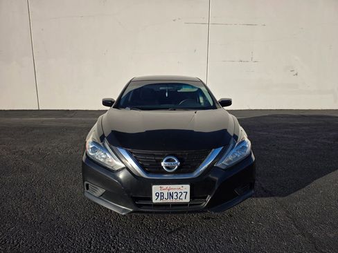 Used 2018 Nissan Altima 2.5 S w/ S Convenience Package image 2