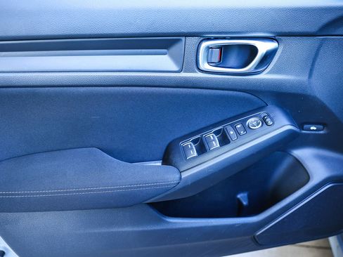 Used 2023 Honda Civic Sport image 26