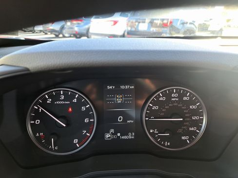 Used 2024 Subaru Crosstrek 2.0i Premium w/ Popular Package #4 image 14