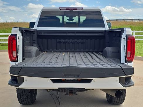Used 2023 GMC Sierra 3500 Denali w/ Denali Ultimate Package AWD/4WD image 12