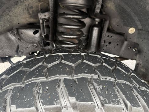 Used 2006 Ford F350 Lariat AWD/4WD image 5