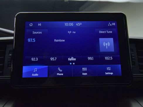 Used 2022 Ford Explorer XLT image 12