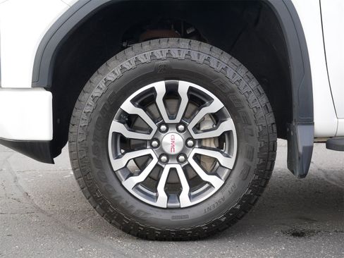 Used 2022 GMC Sierra 1500 AT4 w/ AT4 Preferred Package image 7