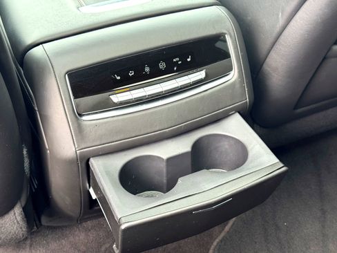 Used 2024 Cadillac Escalade ESV Sport Platinum w/ LPO, ONYX Package image 26