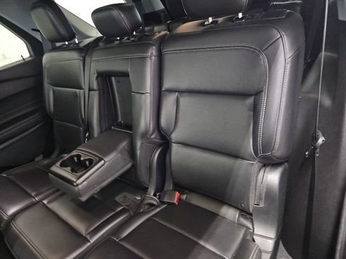 Used 2023 Ford Explorer XLT w/ Equipment Group 202A image 21