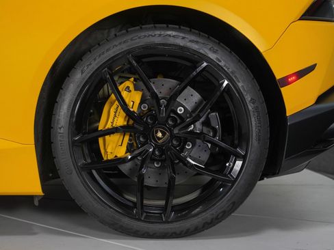 Used 2015 Lamborghini Huracan LP 610-4 AWD/4WD image 18