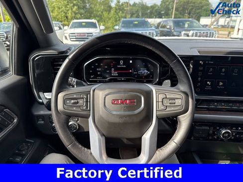 Certified 2022 GMC Sierra 1500 SLT w/ SLT Premium Package image 18