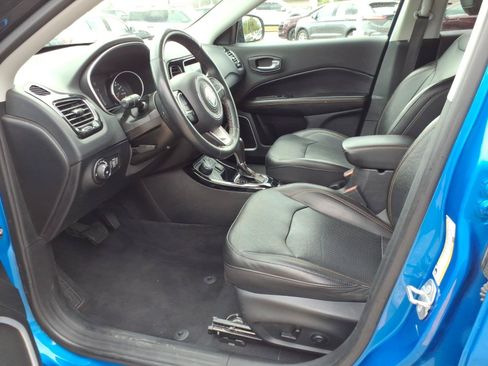 Used 2019 Jeep Compass Limited AWD/4WD image 11