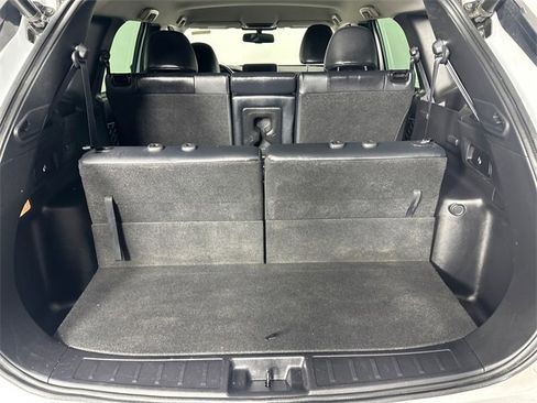 Used 2022 Mitsubishi Outlander SEL image 8