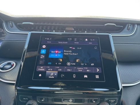 New 2025 Jeep Grand Cherokee L Altitude image 17