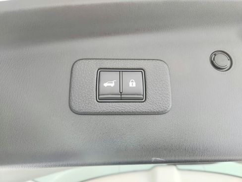 Used 2021 Nissan Armada Platinum w/ Captain's Chairs Package image 52