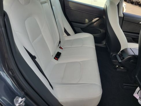 Used 2023 Tesla Model 3 Performance image 21