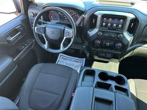 Used 2019 Chevrolet Silverado 1500 LT Trail Boss w/ Convenience Package image 14