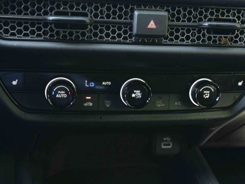 Used 2025 Honda HR-V Sport image 32