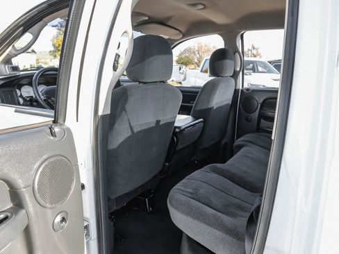 Used 2003 Dodge Ram 2500 Truck SLT image 39