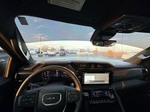 Certified 2025 GMC Sierra 1500 AT4 w/ AT4 Premium Package image 27