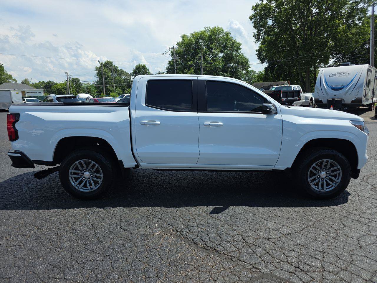 Used 2024 Chevrolet Colorado LT w/ LT Convenience Package II RWD image 21