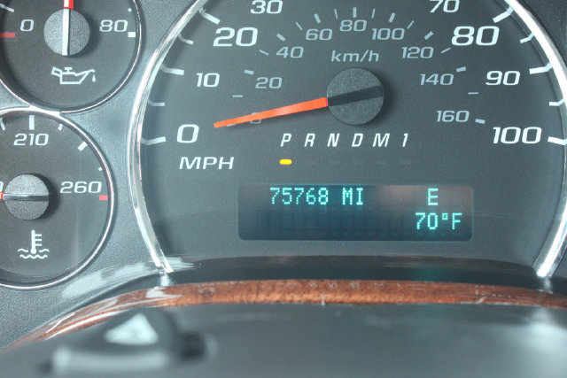 Used 2017 Chevrolet Express 2500 RWD image 22