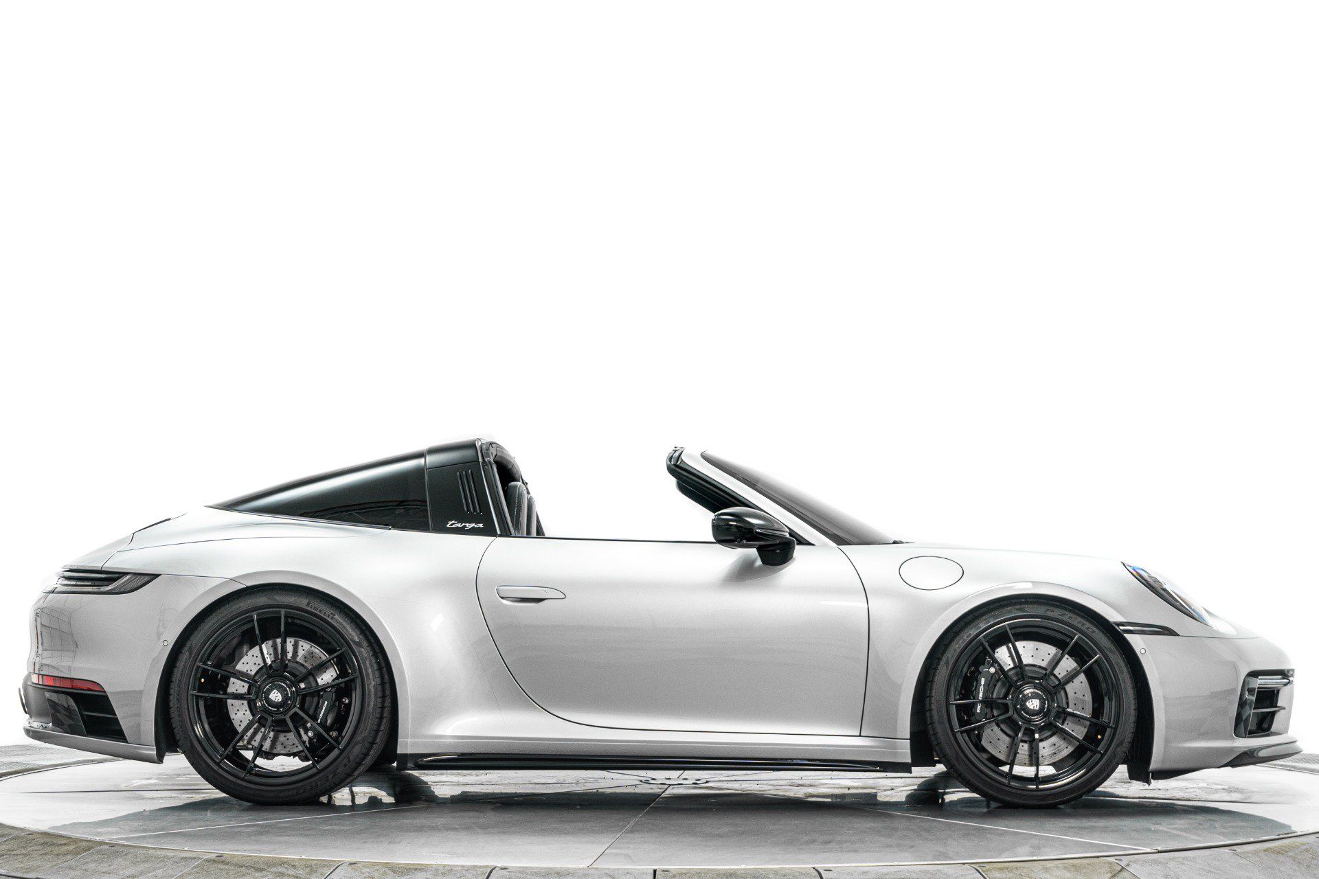 Used 2022 Porsche 911 Targa 4 GTS AWD/4WD image 51