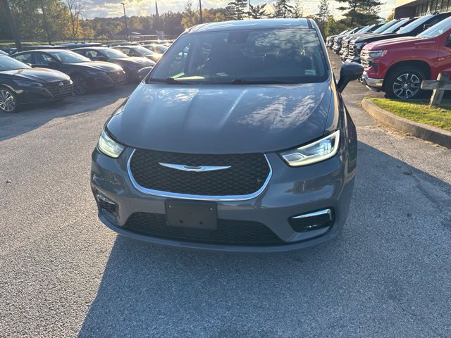 Used 2023 Chrysler Pacifica Touring-L FWD image 36