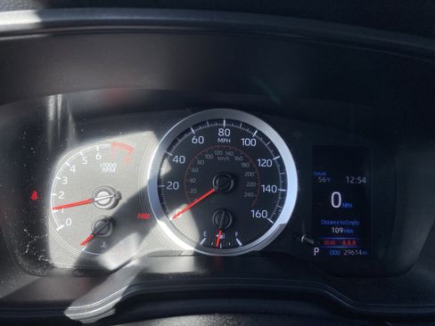 Used 2022 Toyota Corolla Cross LE image 14