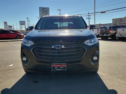 Used 2021 Chevrolet Traverse RS image 3