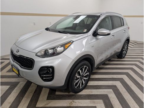 Used 2019 Kia Sportage EX AWD/4WD image 2