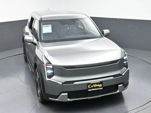 Used 2024 Kia EV9 Light Long Range image 46