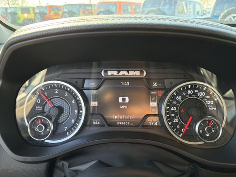 Used 2022 RAM 1500 Laramie image 22