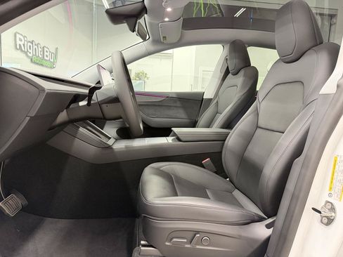 Used 2026 Tesla Model Y AWD image 8