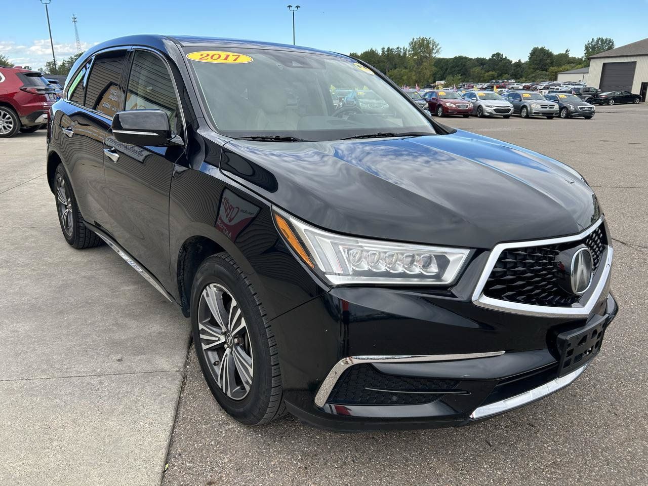 Used 2017 Acura MDX SH-AWD image 3
