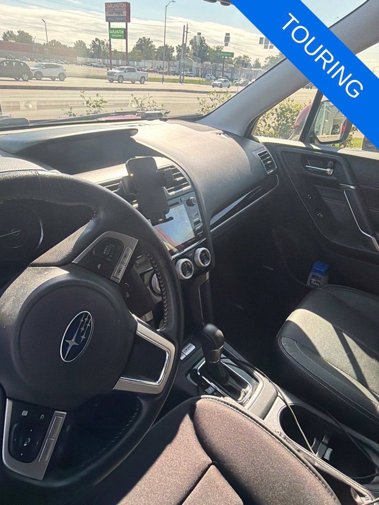 Used 2017 Subaru Forester 2.5i Touring AWD/4WD image 11