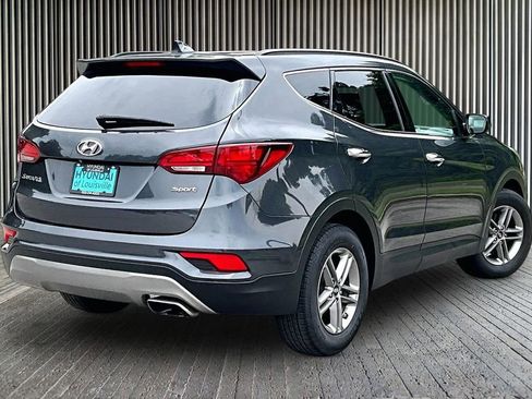 Used 2017 Hyundai Santa Fe Sport FWD image 14