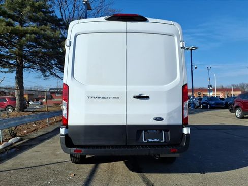 Certified 2023 Ford Transit 250 Medium Roof image 7