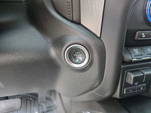 Certified 2022 GMC Sierra 3500 Denali image 20