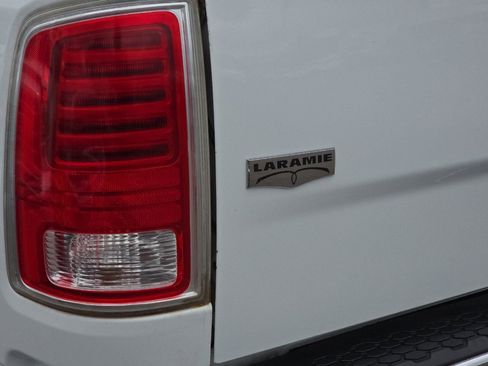 Used 2014 RAM 3500 Laramie AWD/4WD image 25