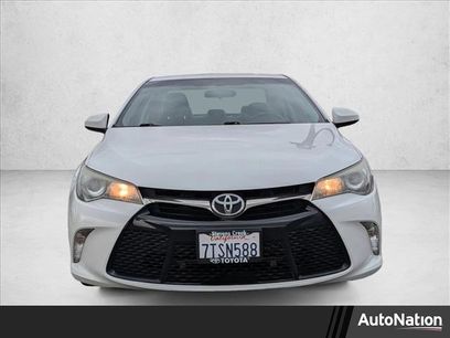 Used 2016 Toyota Camry SE w/ Moonroof Package