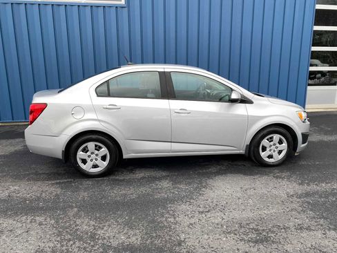 Used 2013 Chevrolet Sonic LS image 14