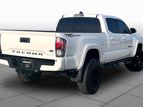 Used 2021 Toyota Tacoma TRD Sport w/ Technology Package RWD image 12