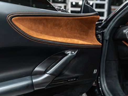 Used 2021 Ferrari SF90 Stradale image 34