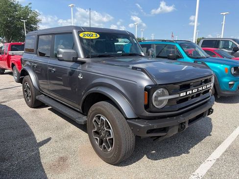Used 2023 Ford Bronco Outer Banks AWD/4WD image 5