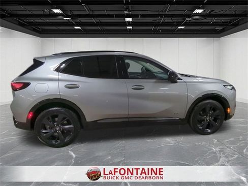 Used 2024 Buick Envision Sport Touring image 9