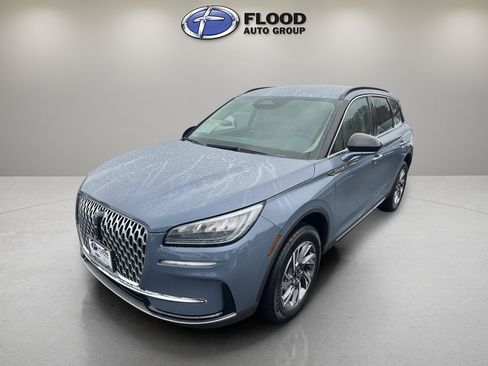 New 2026 Lincoln Corsair Premiere image 3